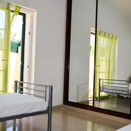 Lagos Inn Guesthouse Affittacamere